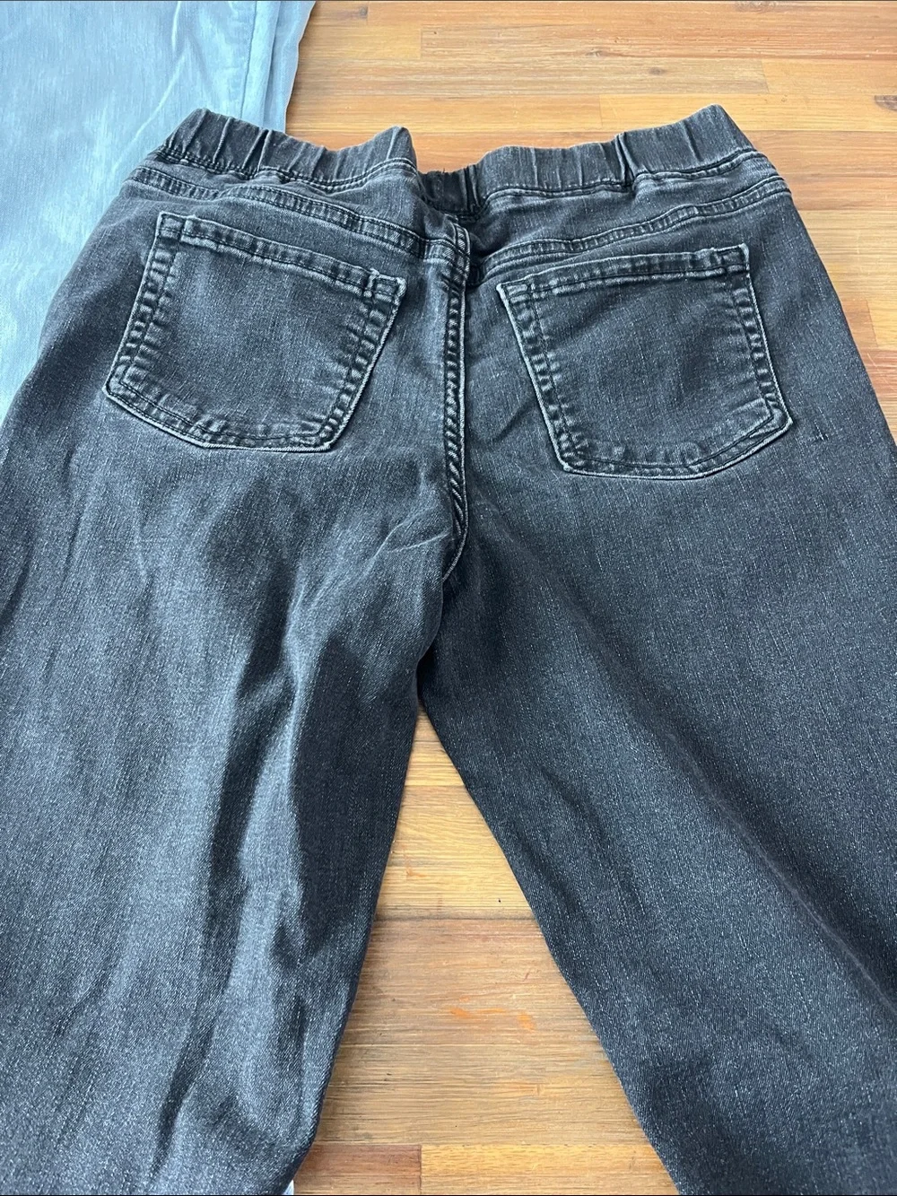 Cat & Jack 2pc Light Blue and Black Flare Jeans 16